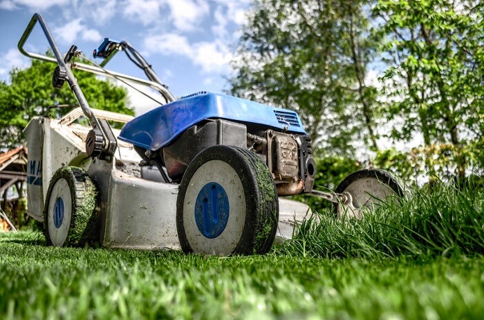 Best Riding Lawn Mowers for Hills of 2020